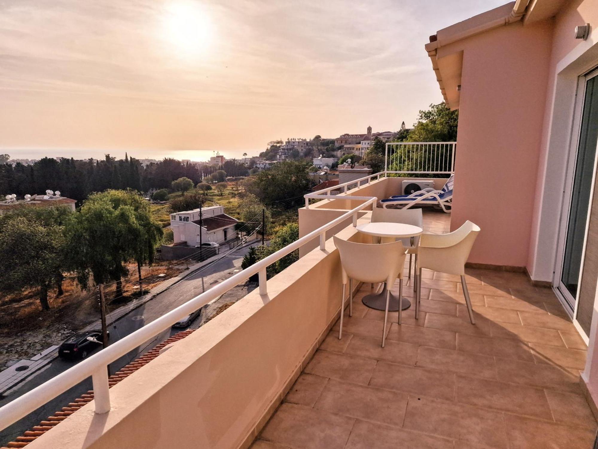 Paphos Central Penthouse エクステリア 写真